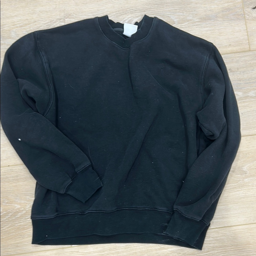 Aritzia Black Crewneck Sweater with Ribbed Cuffs
